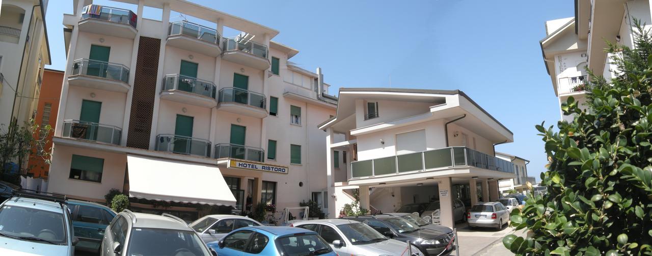 Hotel Ristoro Bellaria-Igea Marina Ngoại thất bức ảnh