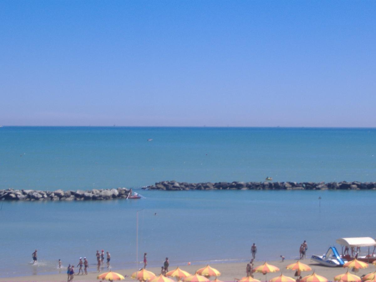 Hotel Ristoro Bellaria-Igea Marina Ngoại thất bức ảnh